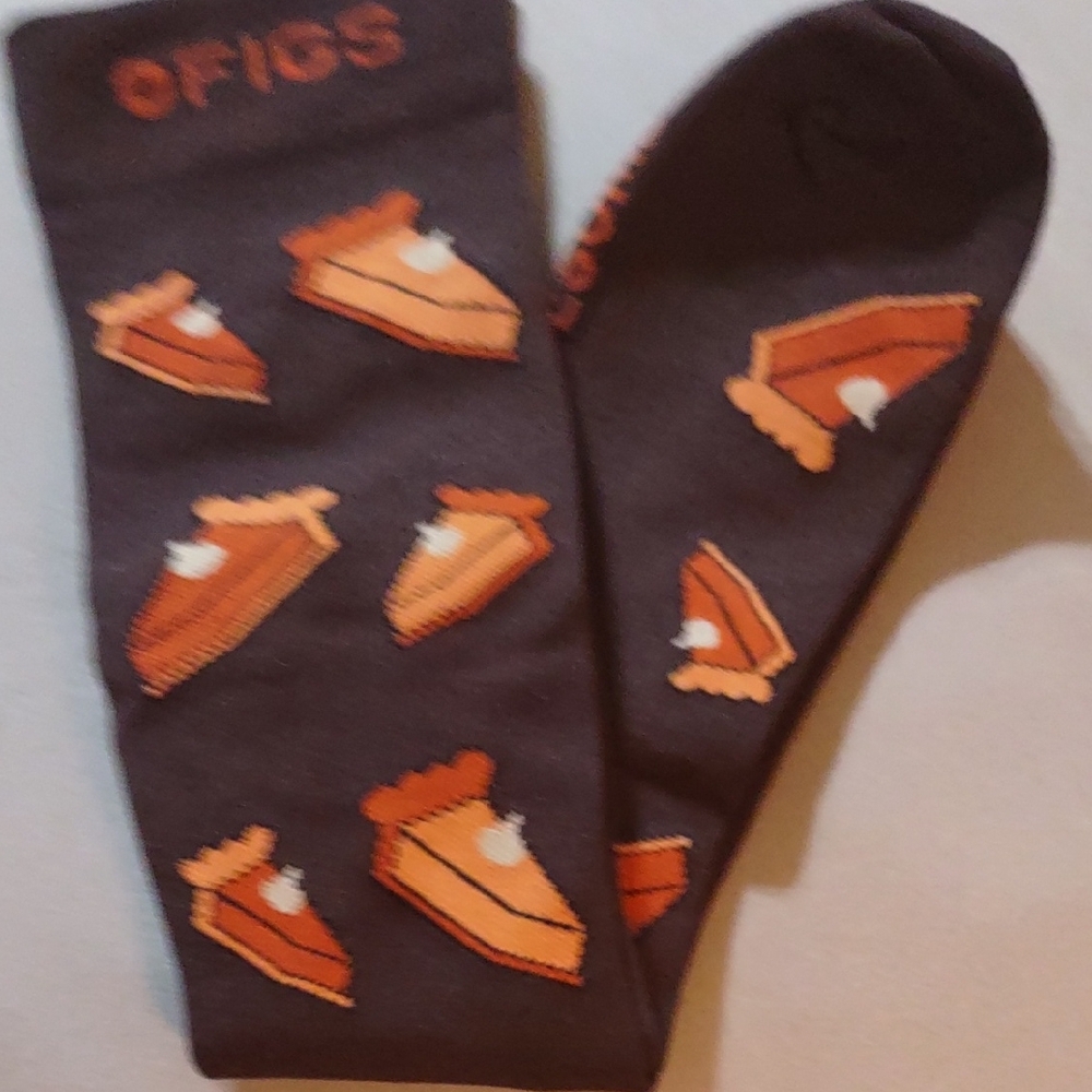 Figs Men's Fun Pie Socks - Black and Orange